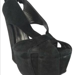 Dolce&Gabbana Wedges. Size 7.5